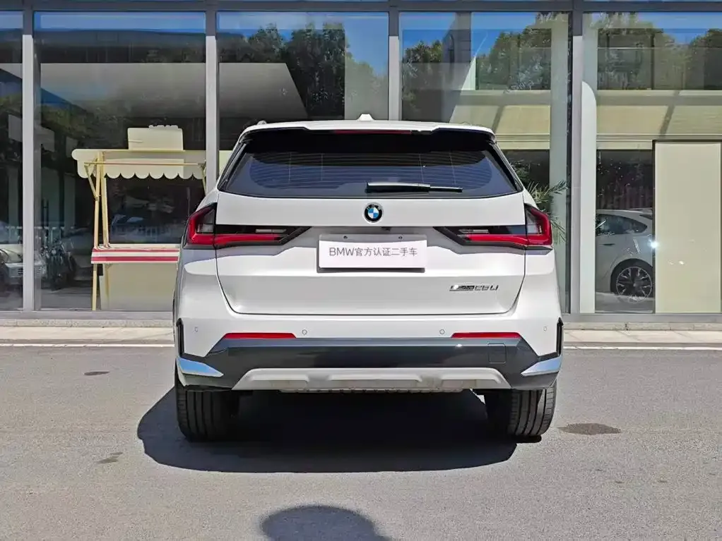 BMW X1 — фото 9