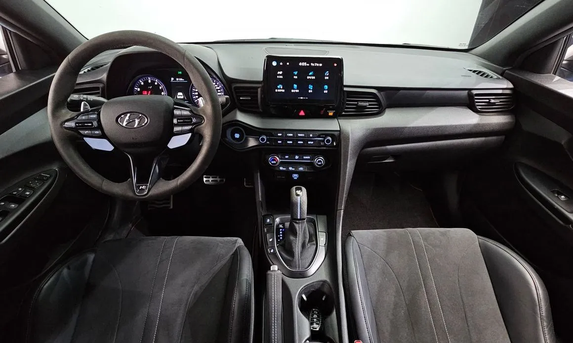 Hyundai Veloster — фото 6