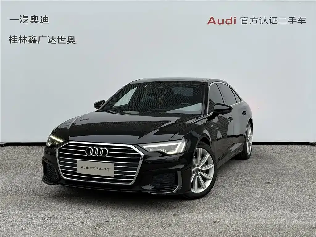 Audi A6L — фото 1