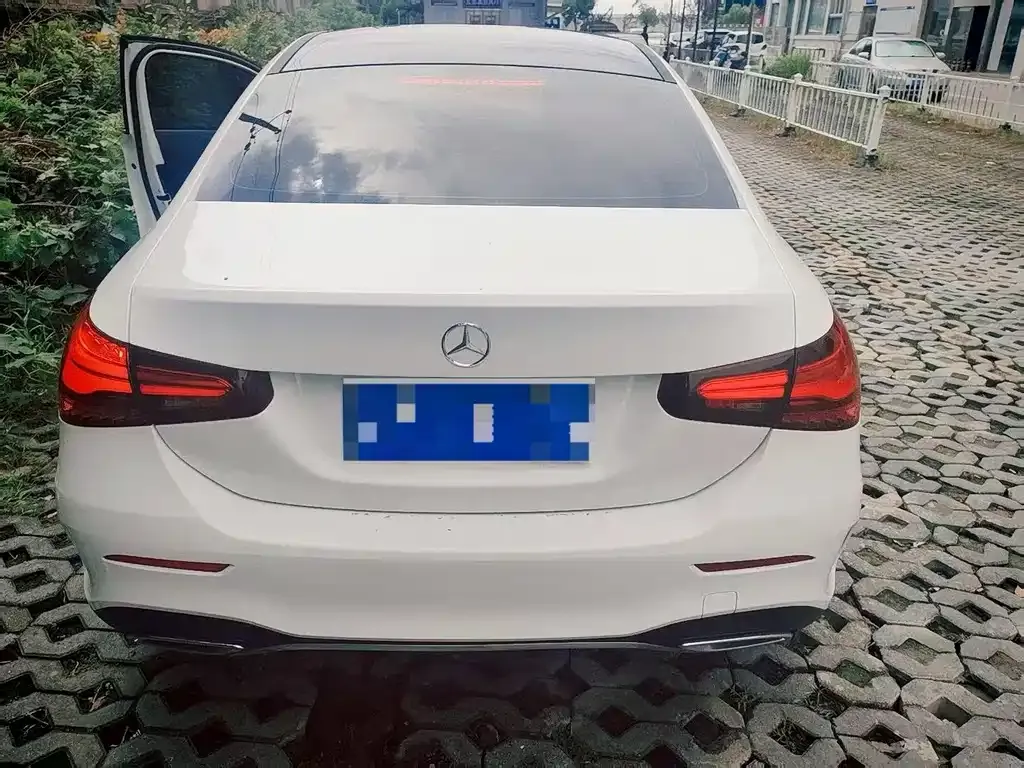 Mercedes-Benz A-Class — фото 5