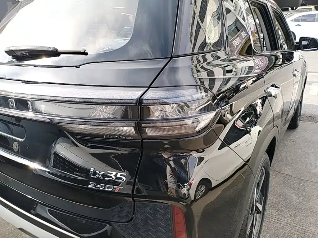 Hyundai ix35 — фото 10