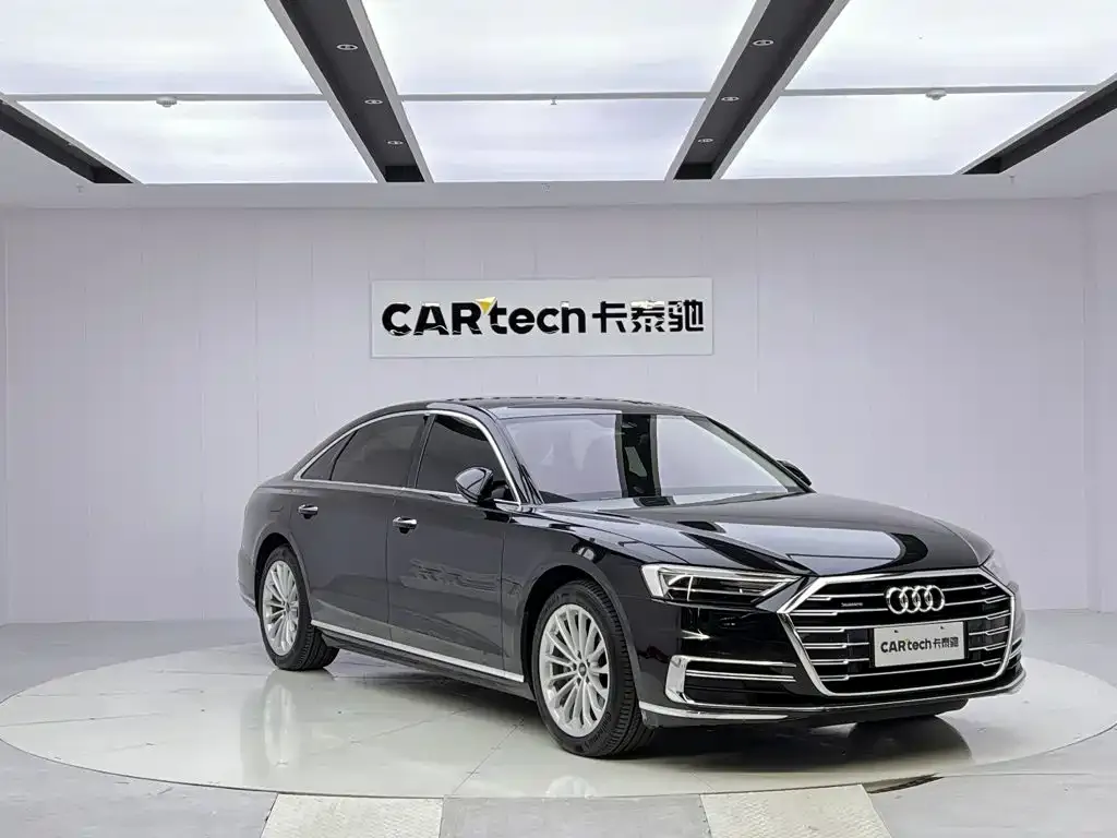Audi A8 — фото 9