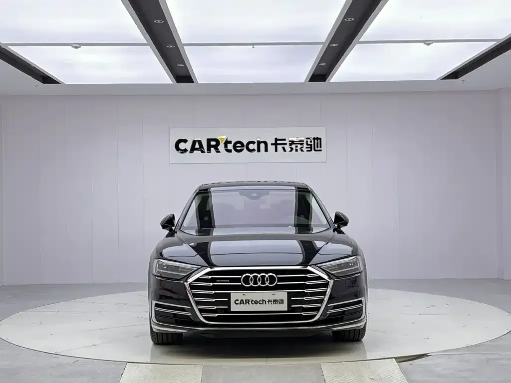 Audi A8 — фото 6