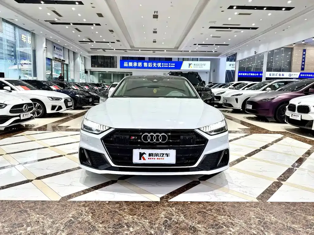 Audi A7 — фото 8