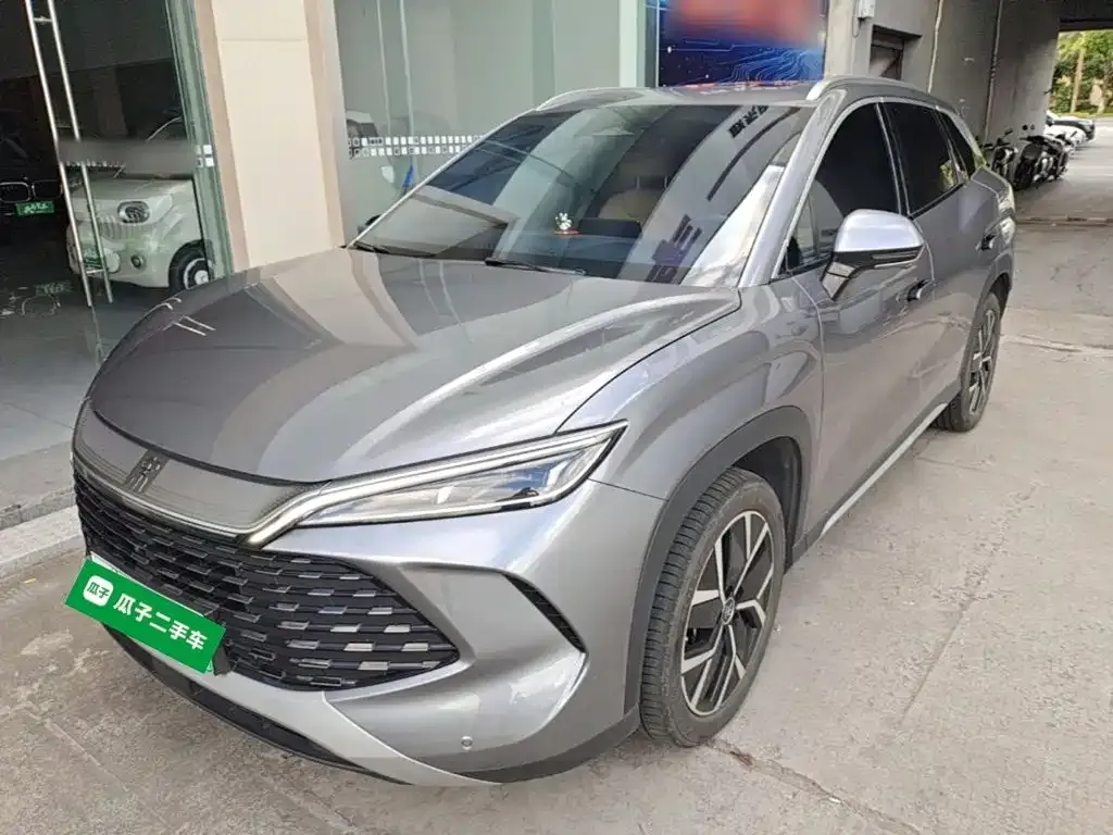 BYD L DM-i — фото 3