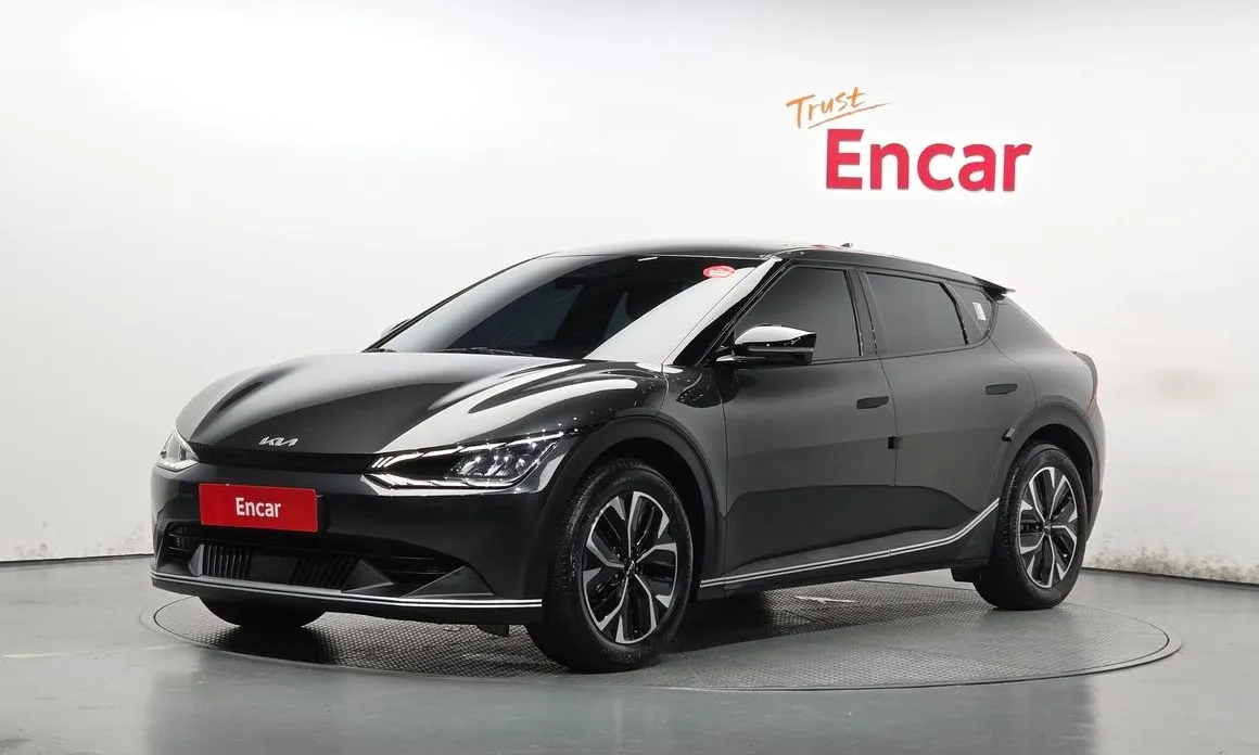 Kia EV6 — фото 1