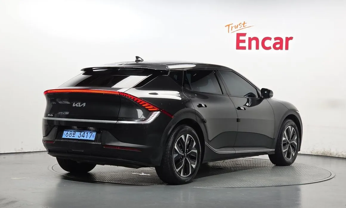Kia EV6 — фото 8
