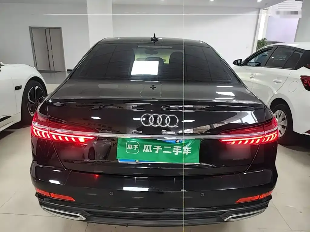 Audi A6L — фото 9