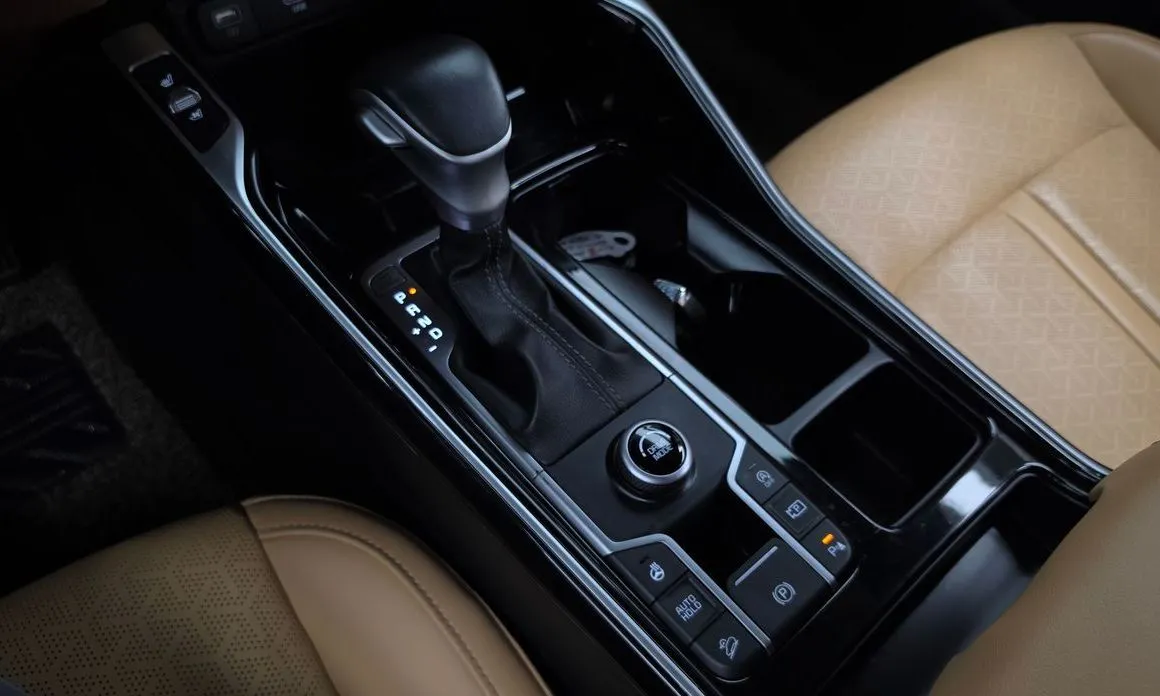 Kia Sorento — фото 10
