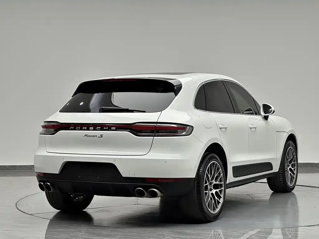 Porsche Macan — фото 5