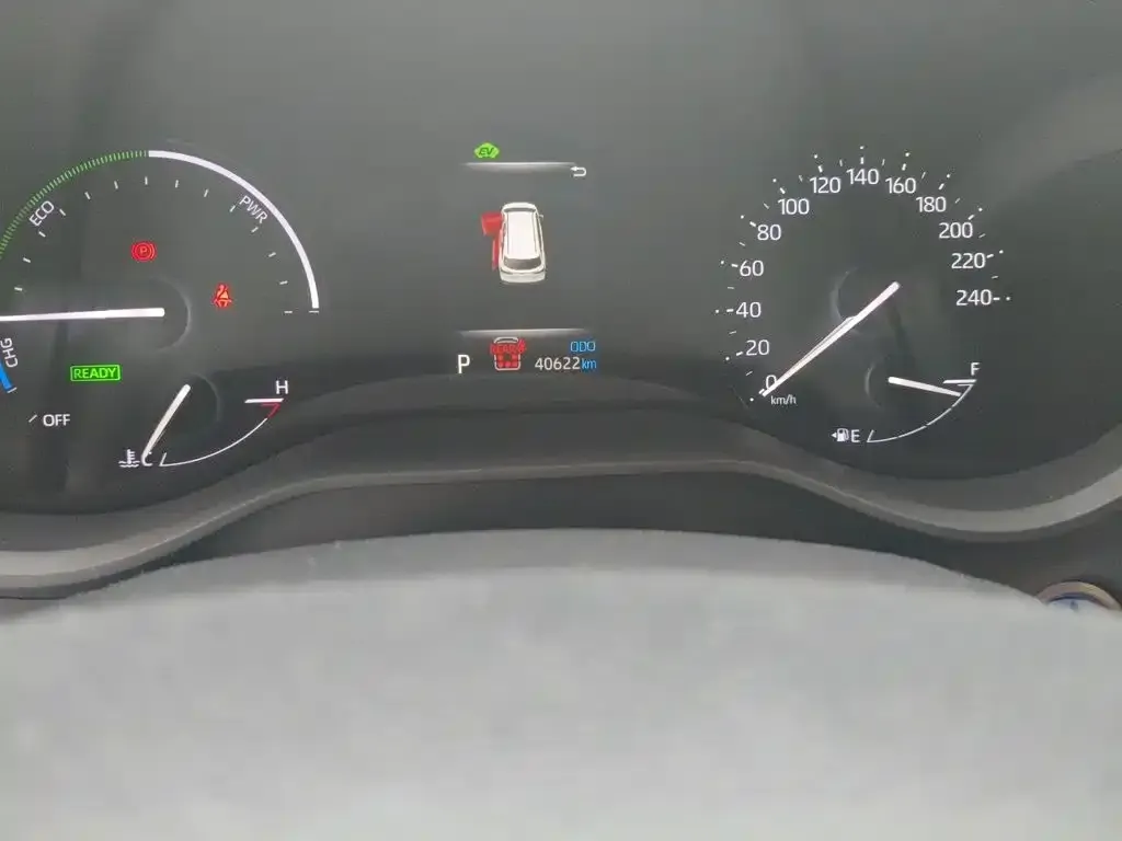Toyota Granvia — фото 10