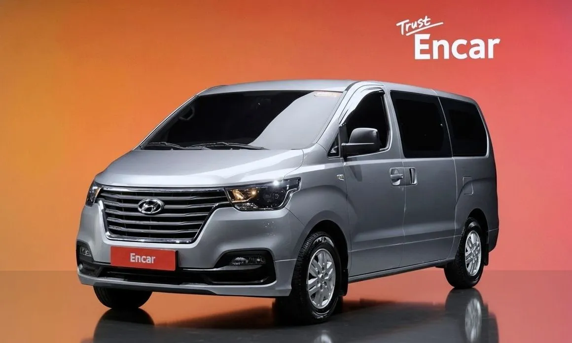 Hyundai Starex — фото 1