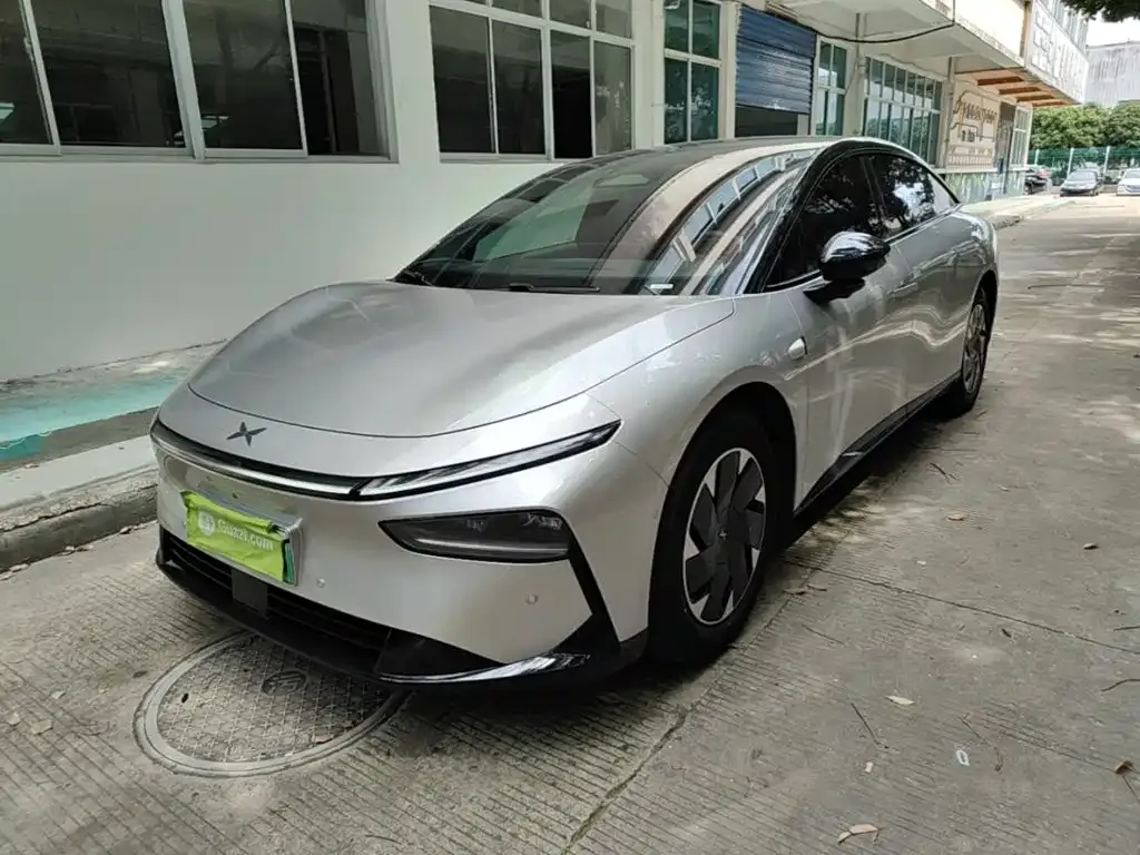 XPeng P7+ — фото 1