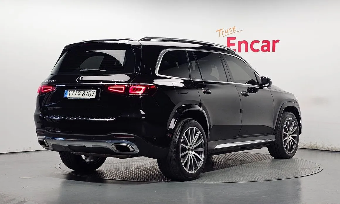 Mercedes-Benz GLS-Class — фото 8