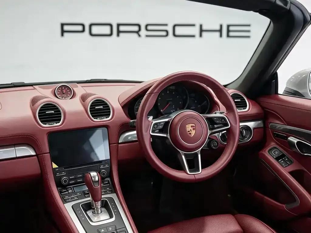 Porsche 718 — фото 4