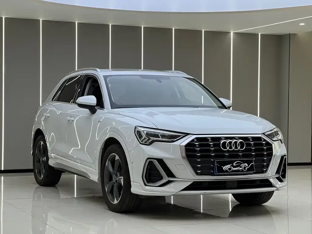 Audi Q3 — фото 3