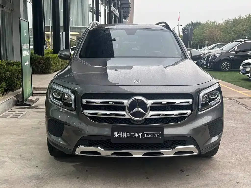 Mercedes-Benz GLB — фото 4
