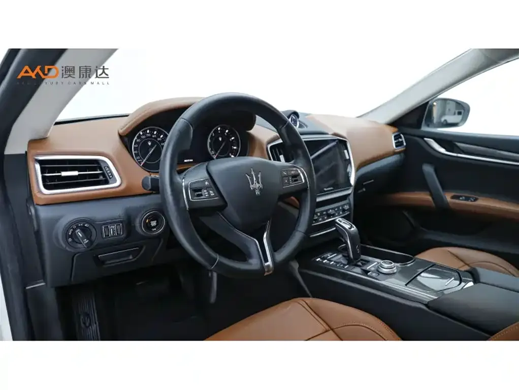 Maserati Ghibli — фото 8