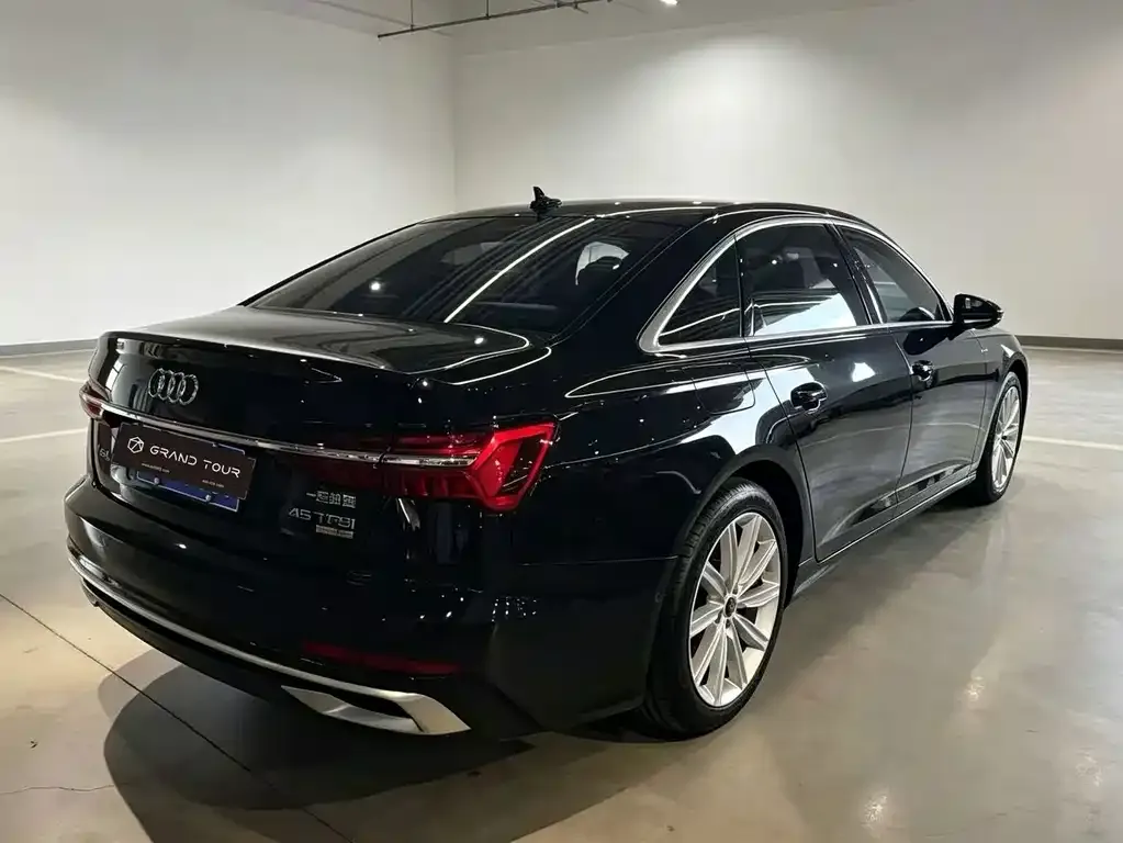 Audi A6L — фото 4