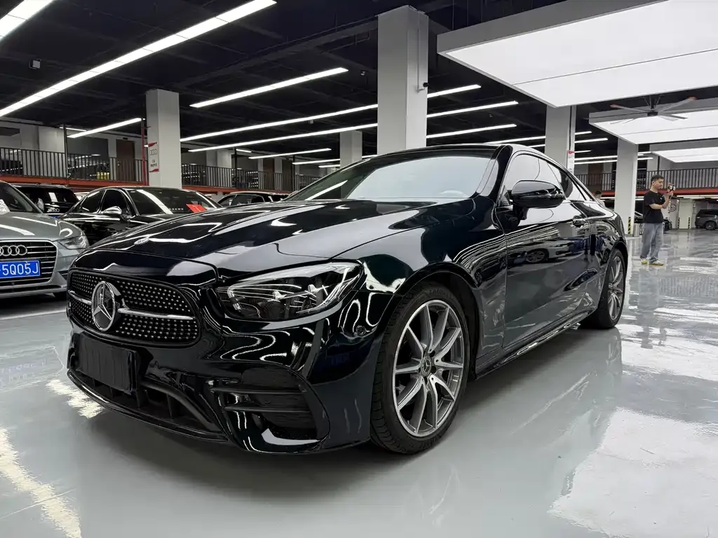 Mercedes-Benz E-Class (Import) — фото 1