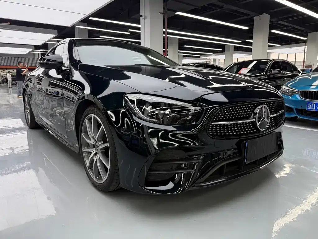 Mercedes-Benz E-Class (Import) — фото 2