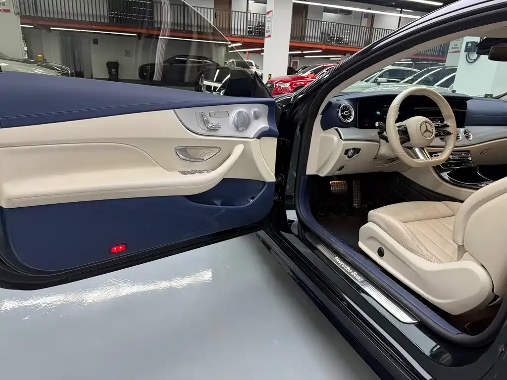 Mercedes-Benz E-Class (Import) — фото 4