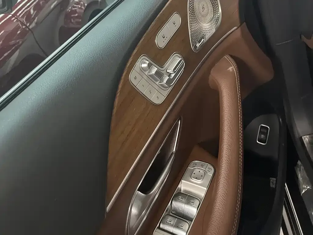 Mercedes-Benz GLE (Import) — фото 10