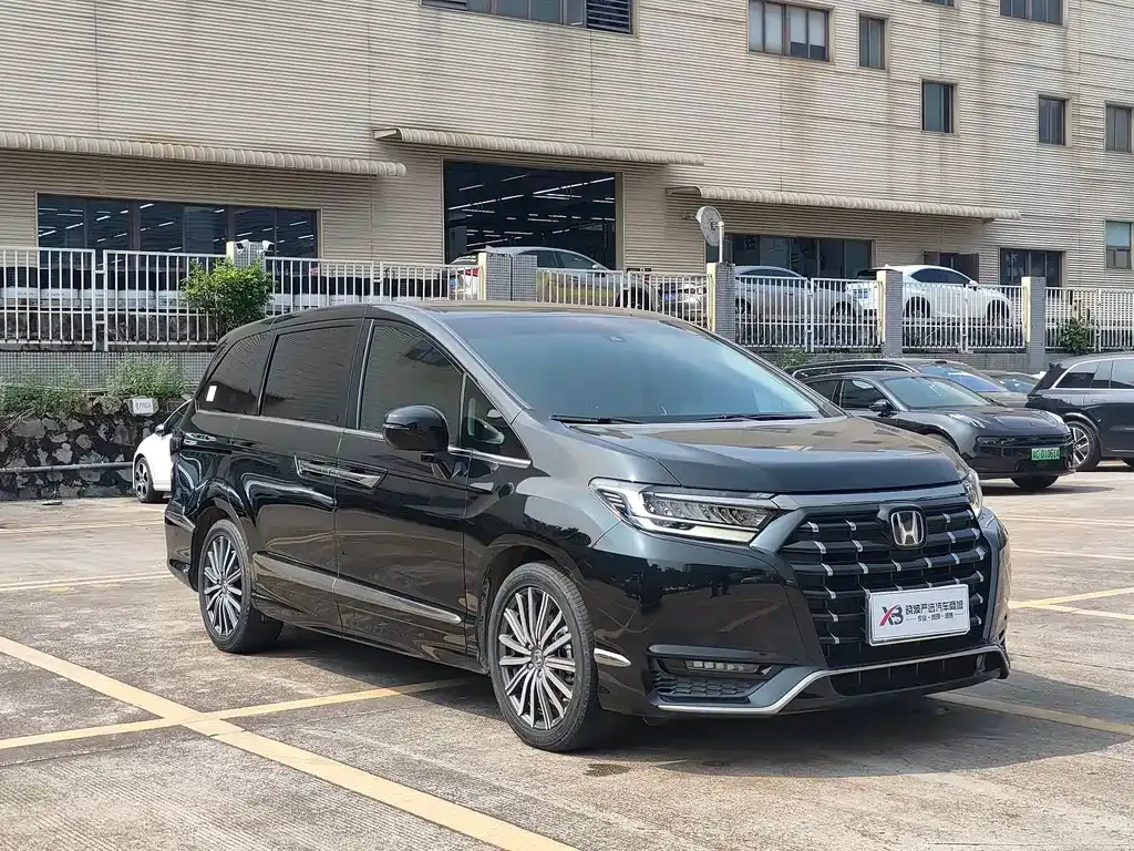 Honda Elysion — фото 7