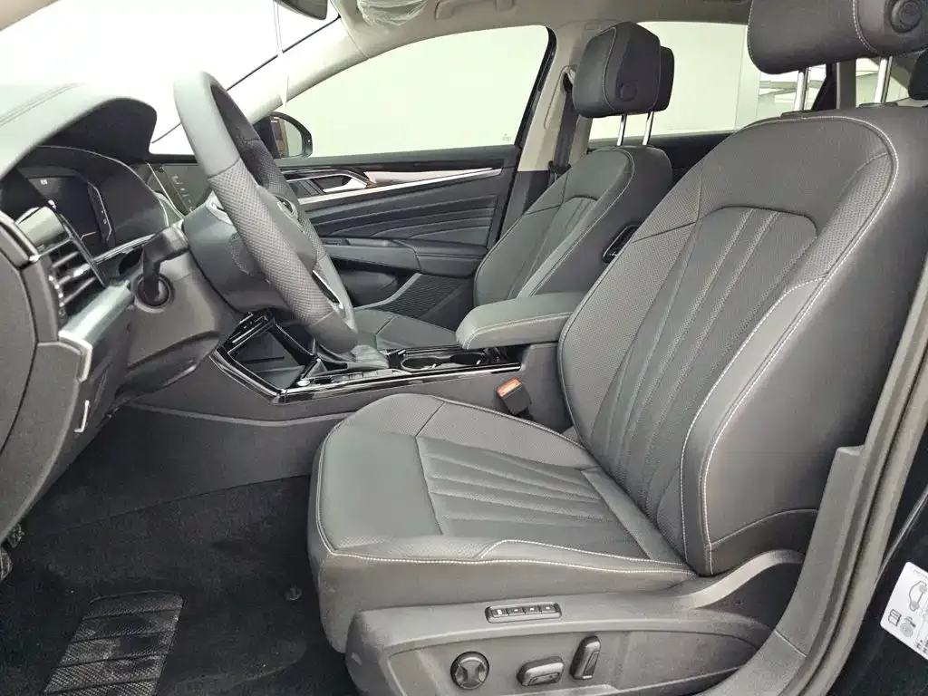 Volkswagen Passat — фото 5