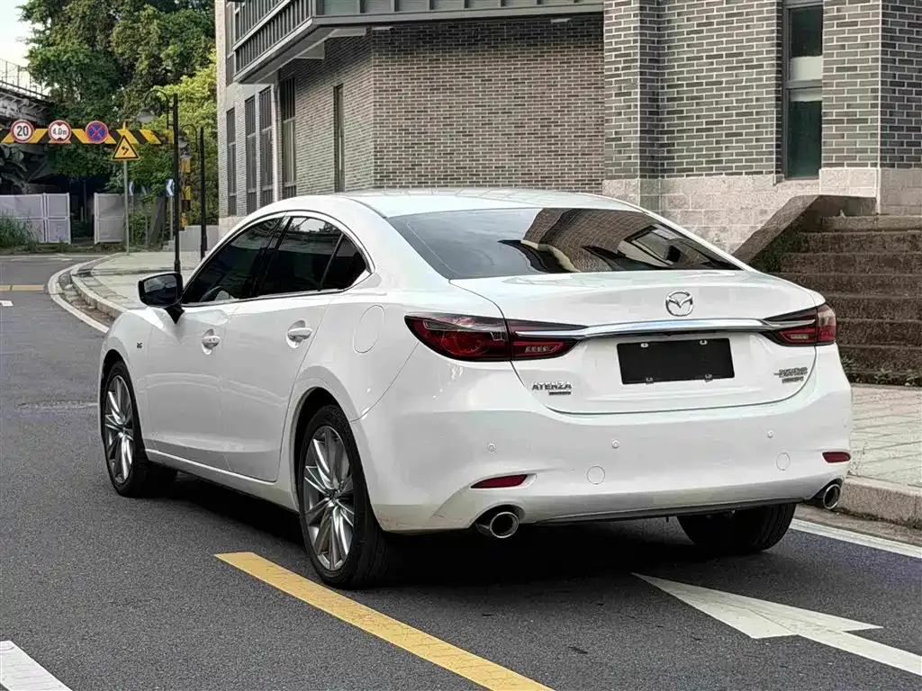 Mazda Atenza — фото 8