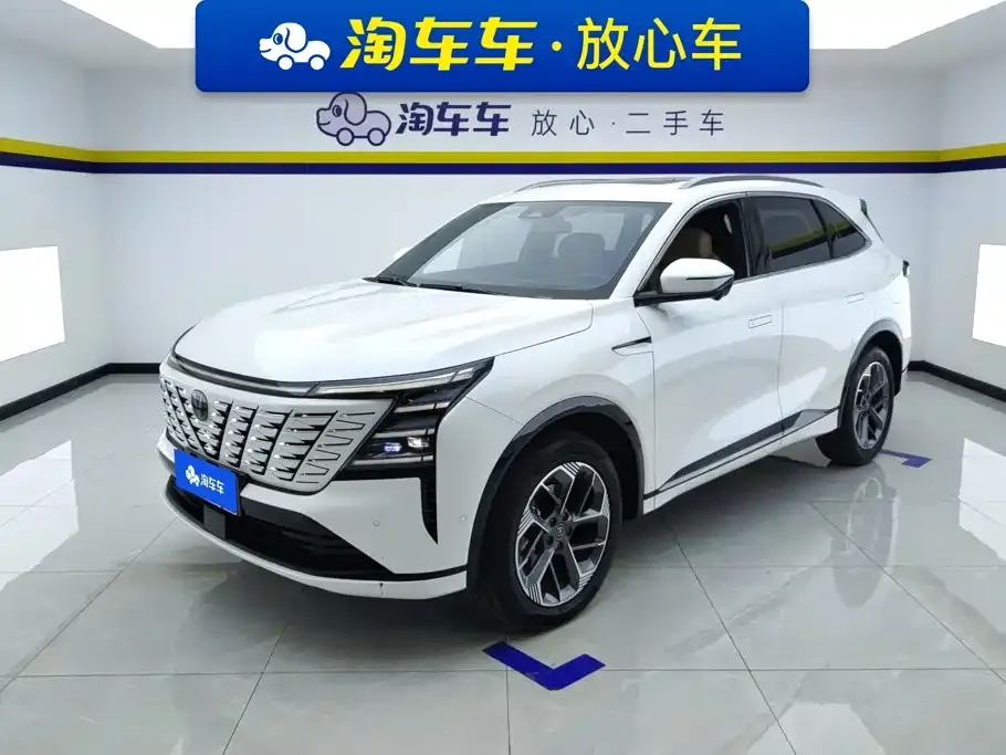 Changan CS75 PLUS — фото 1