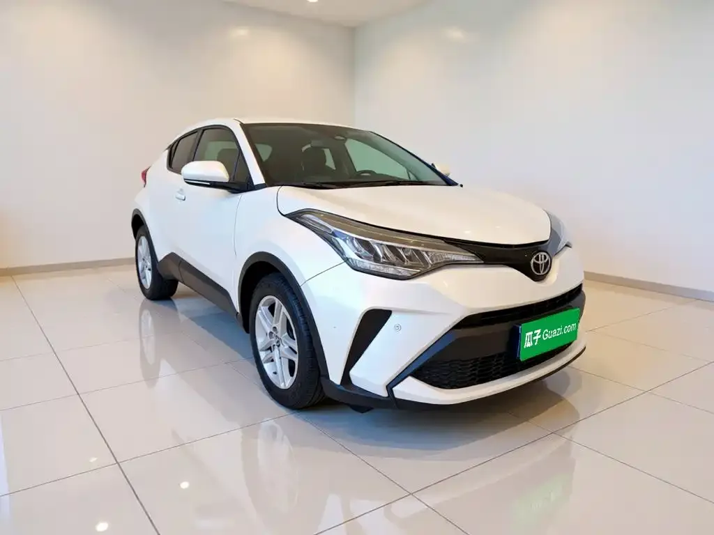 Toyota C-HR — фото 2