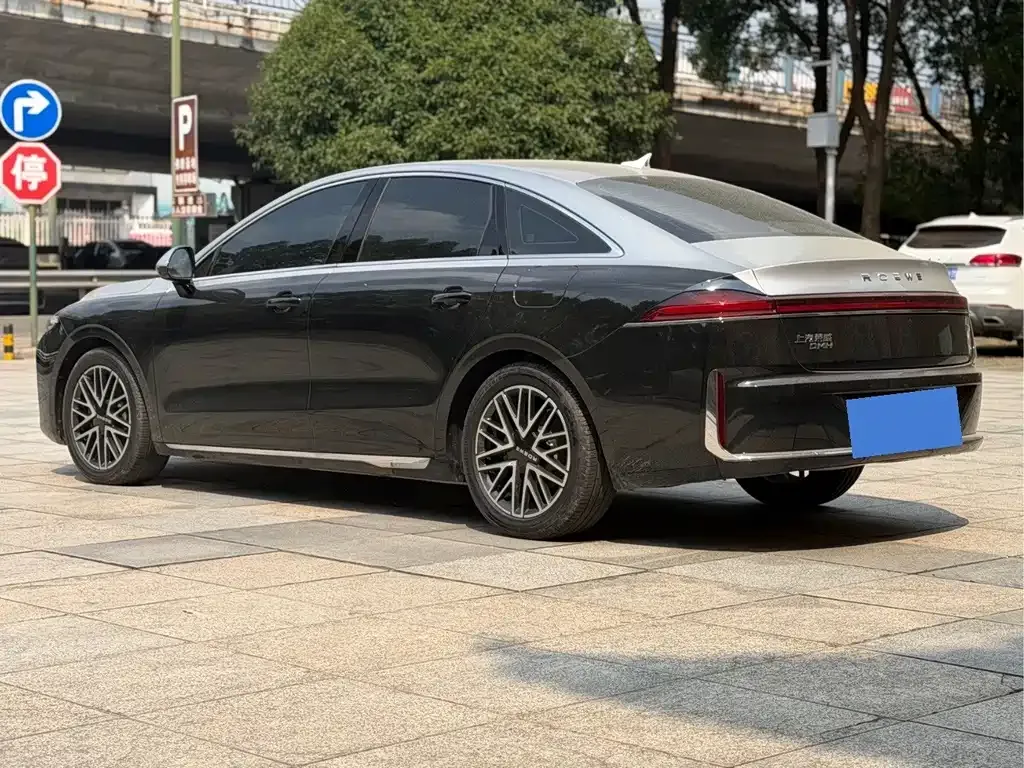 Roewe M7 DMH — фото 3