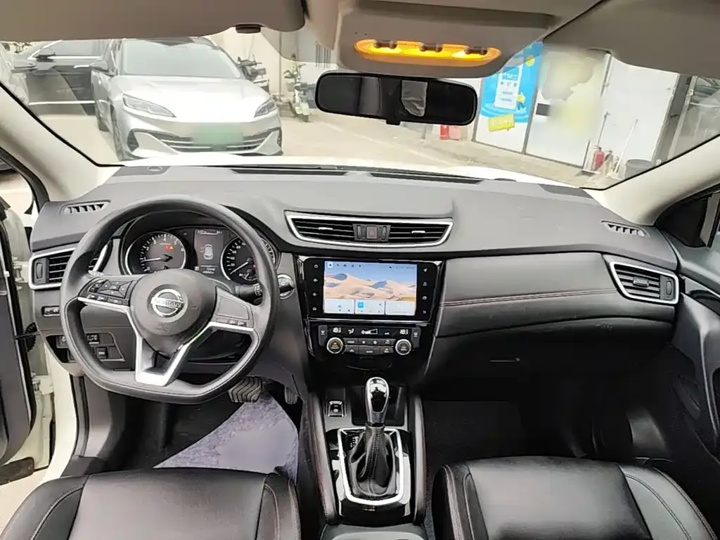 Nissan Qashqai — фото 4