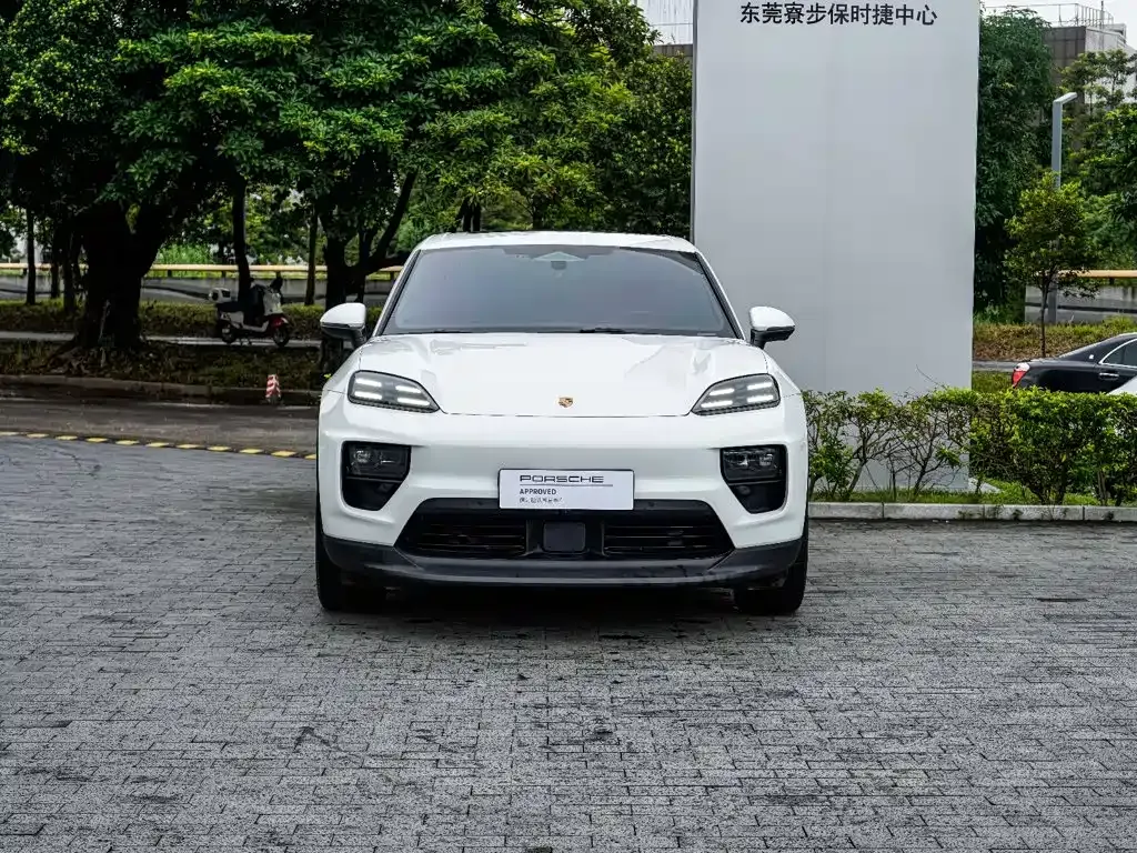 Porsche Macan EV — фото 10
