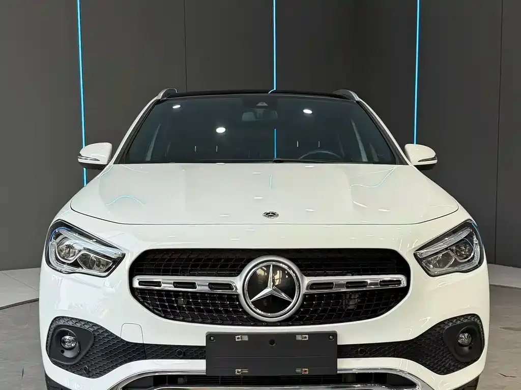 Mercedes-Benz GLA — фото 4