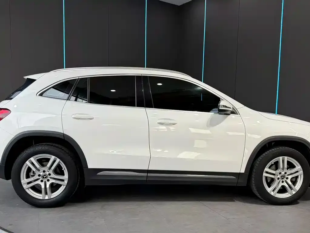 Mercedes-Benz GLA — фото 5