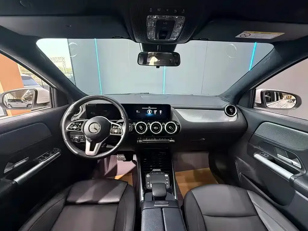 Mercedes-Benz GLA — фото 8