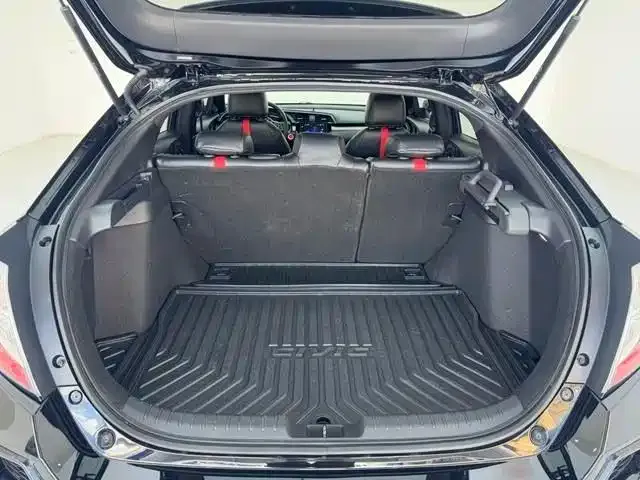 Honda Civic — фото 10