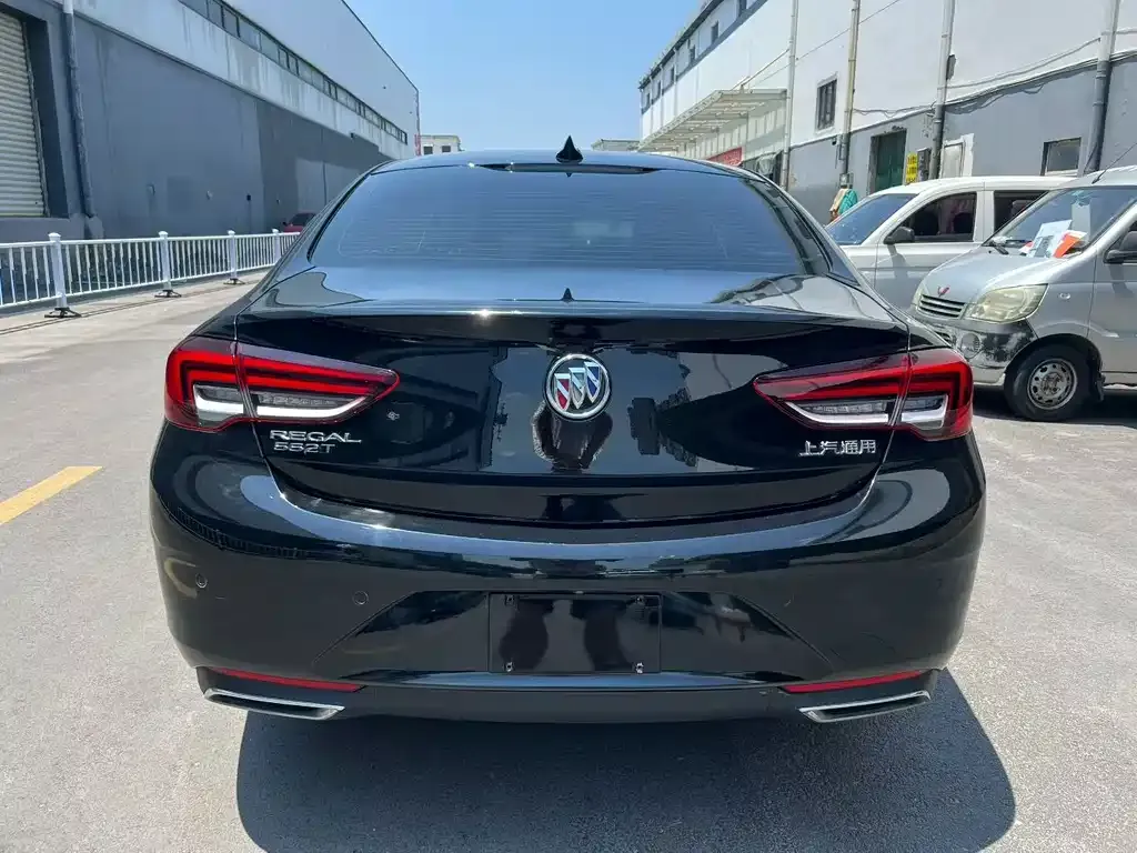 Buick Regal — фото 9