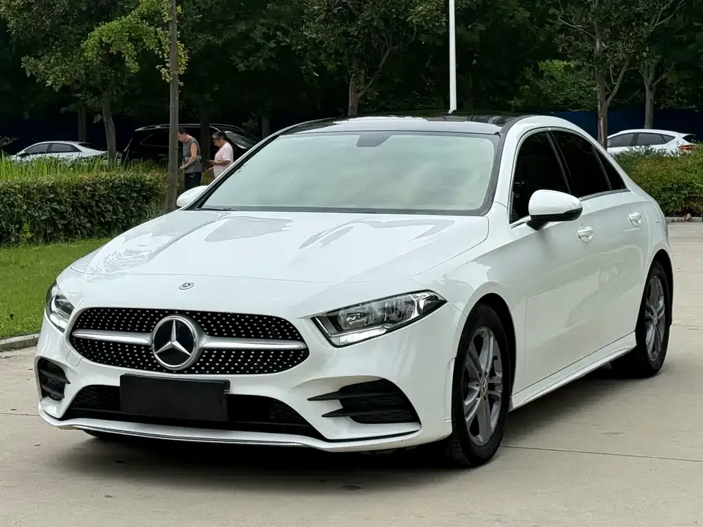 Mercedes-Benz A-Class — фото 1