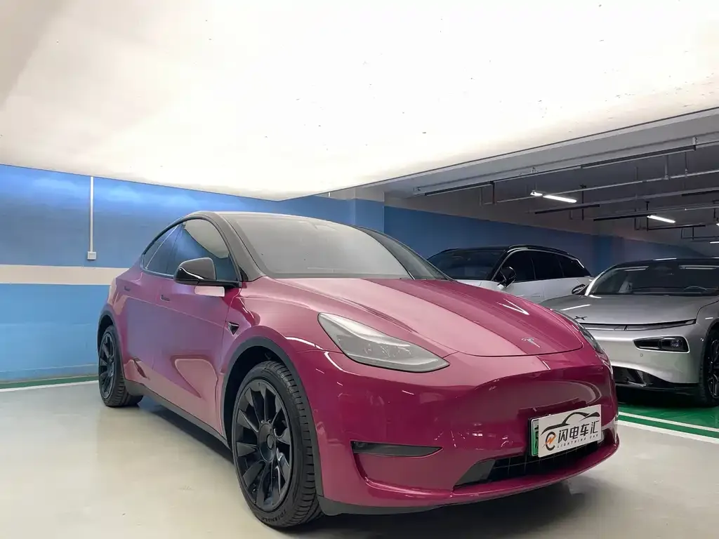 Tesla Model Y — фото 6