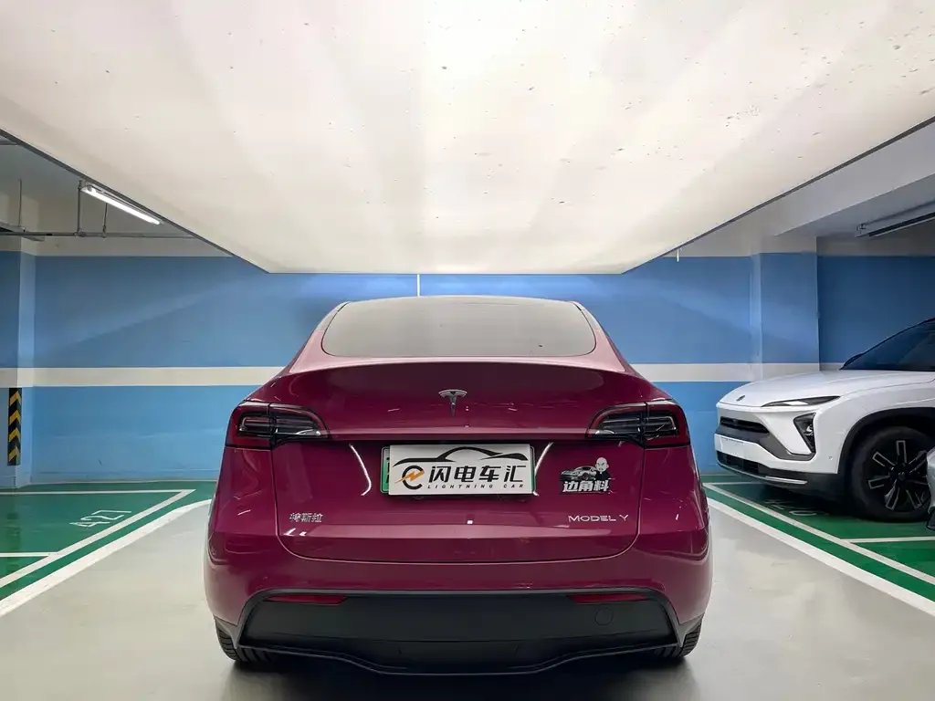 Tesla Model Y — фото 5