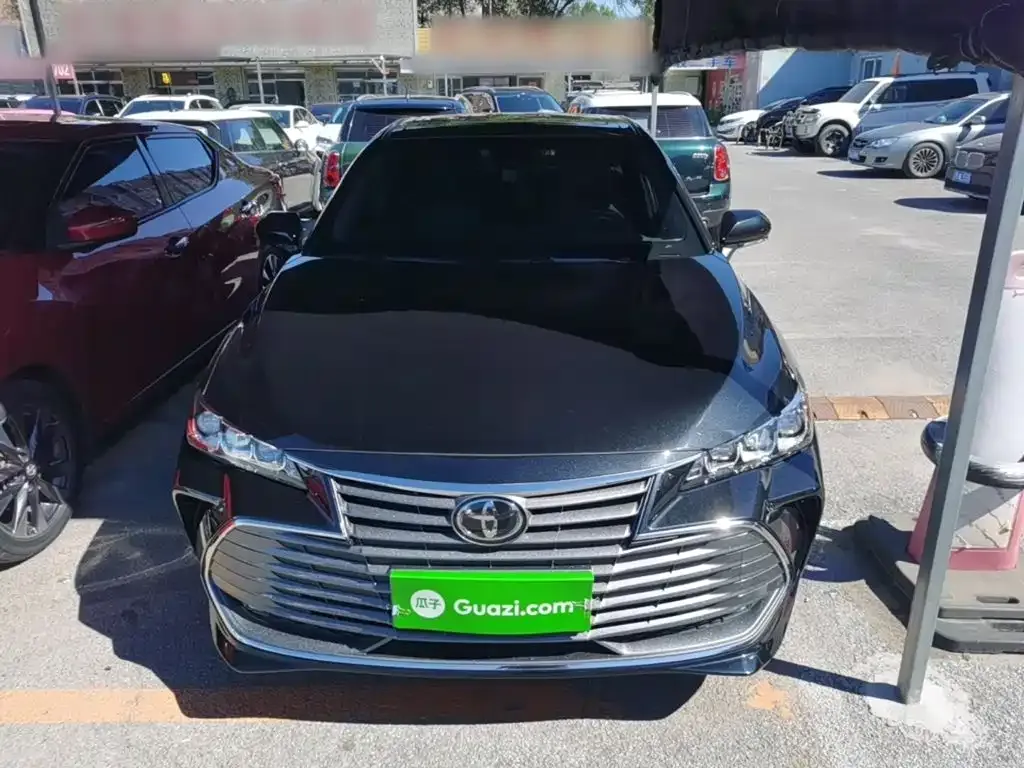 Toyota Avalon — фото 10