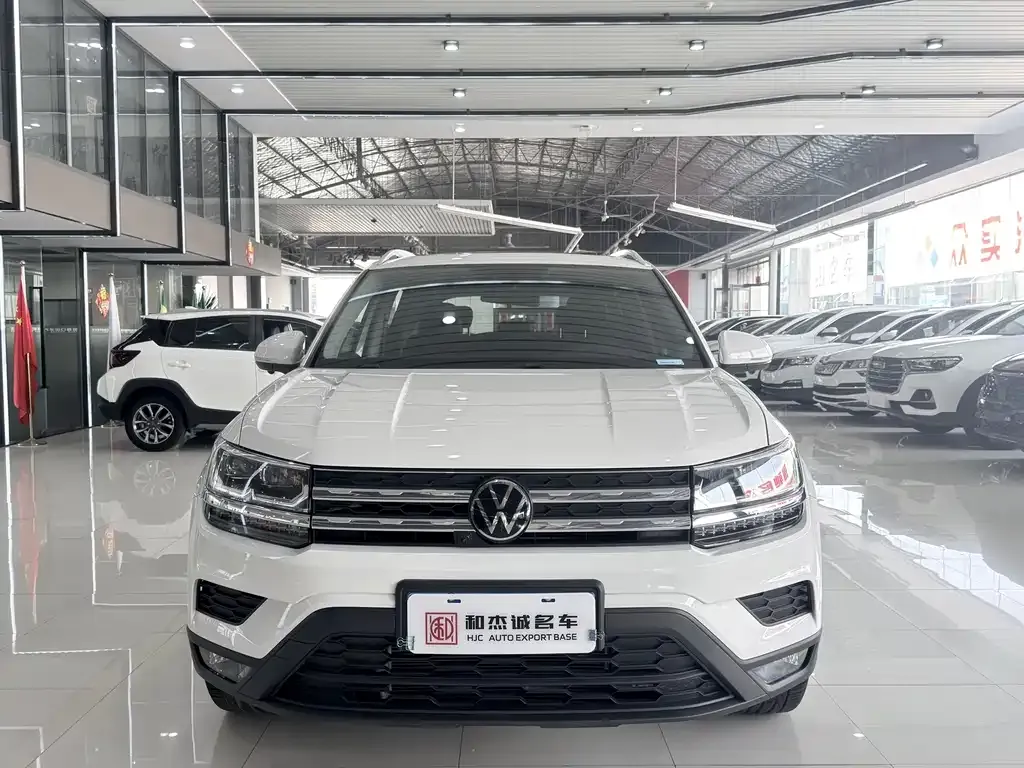 Volkswagen Tharu — фото 5