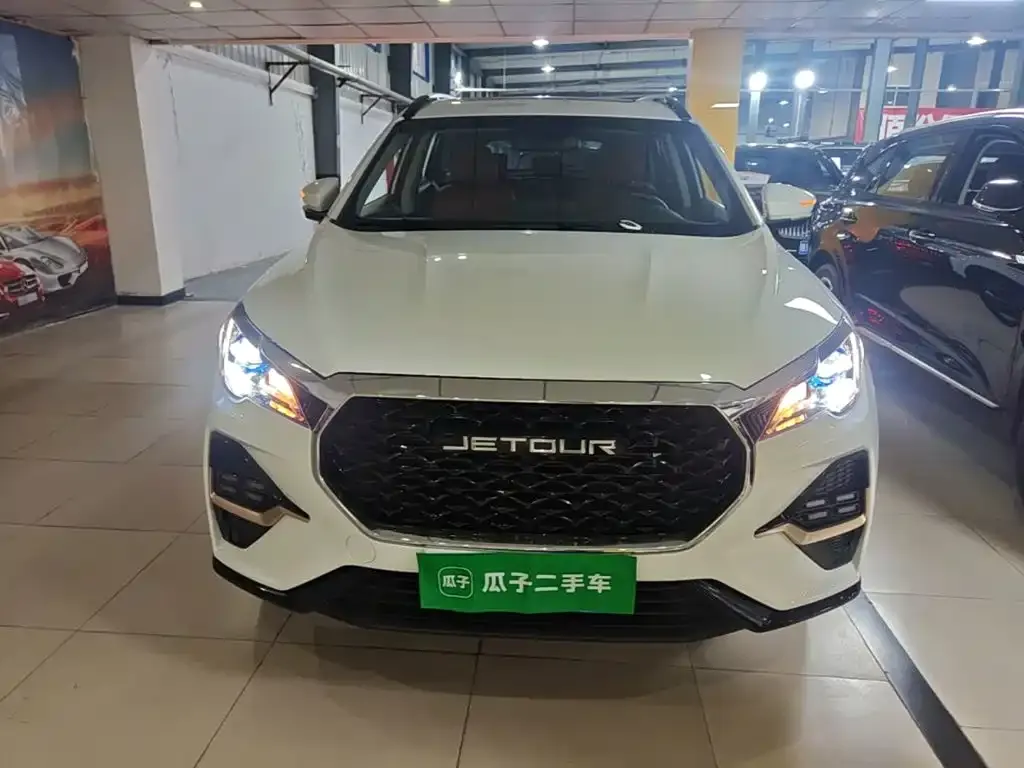 Jetour X70 — фото 10