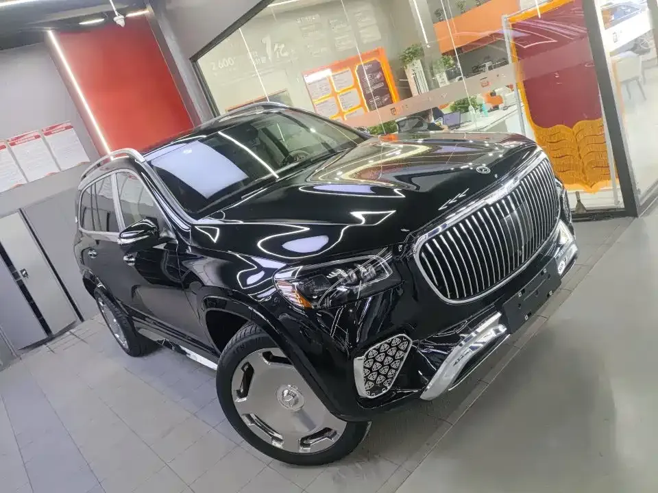 Mercedes-Benz GLS — фото 9
