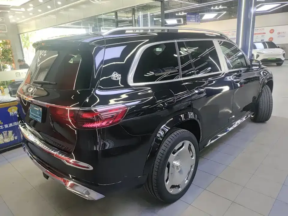 Mercedes-Benz GLS — фото 5