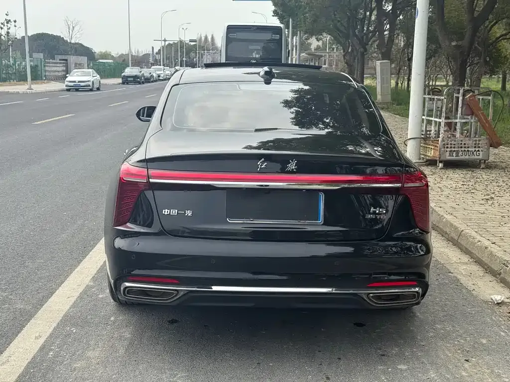 Hongqi H5 — фото 8