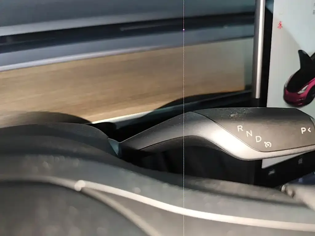 Tesla Model 3 — фото 4